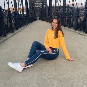 Meet your Posher, Marissa